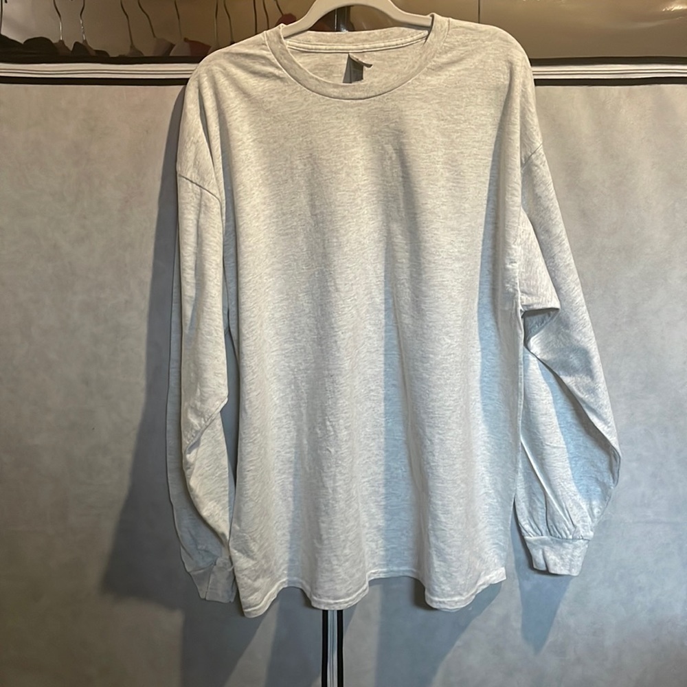 Men’s long sleeve T shirt
